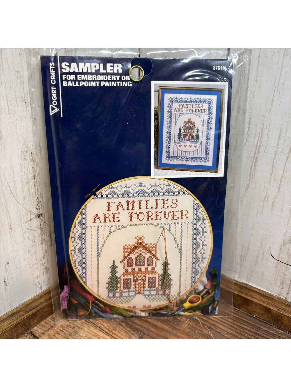 NOS Vogart Crafts "Families Are Forever" Sampler Stamped Fabric 11x14 8761M